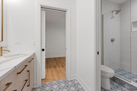 Tiny photo for 1964 W Farragut Avenue, Chicago, IL 60640 (MLS # 12565345)