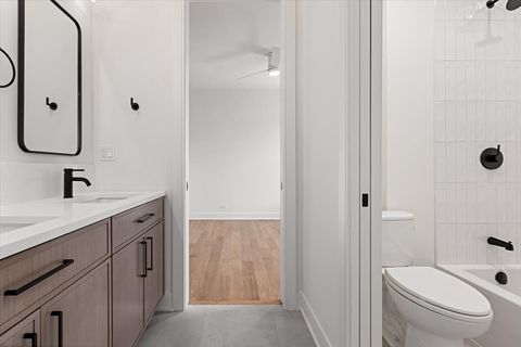 Tiny photo for 1964 W Farragut Avenue, Chicago, IL 60640 (MLS # 12565345)