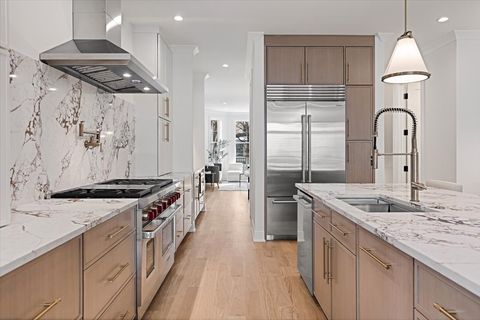 Tiny photo for 1964 W Farragut Avenue, Chicago, IL 60640 (MLS # 12565345)