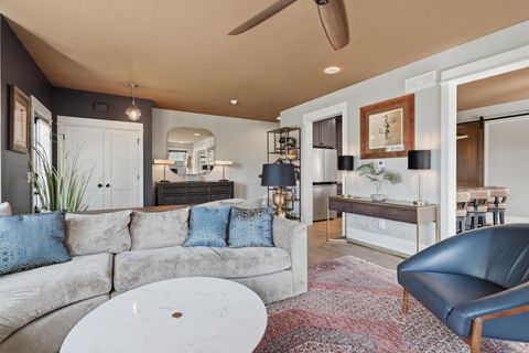 Tiny photo for 662 Holmes Street, Bettendorf, IA 52722 (MLS # 12630901)