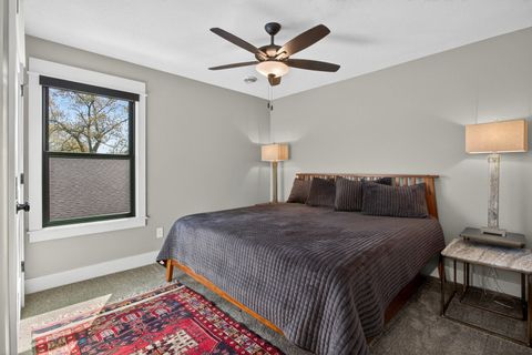 Tiny photo for 662 Holmes Street, Bettendorf, IA 52722 (MLS # 12630901)