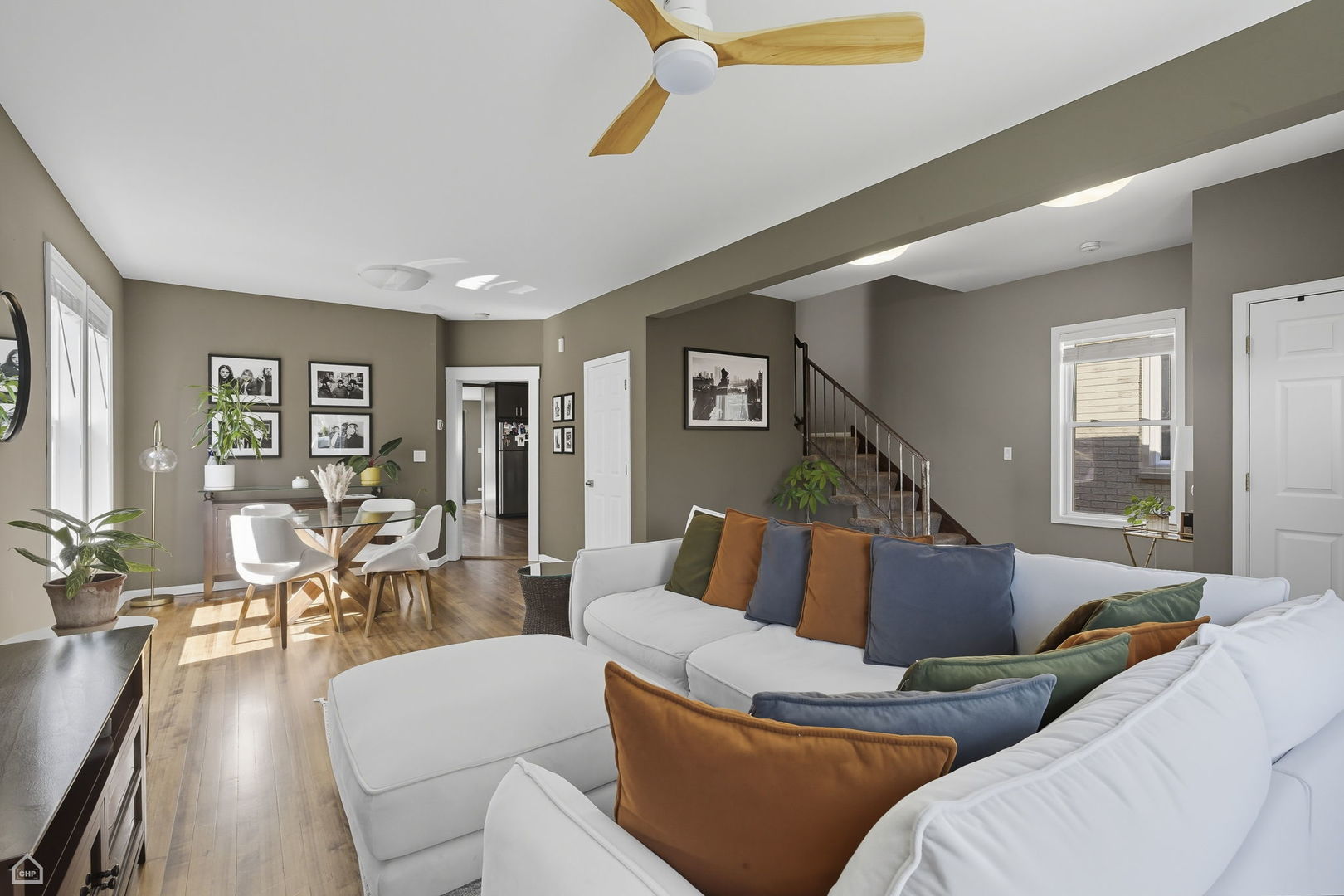 3756 N NEWCASTLE Avenue