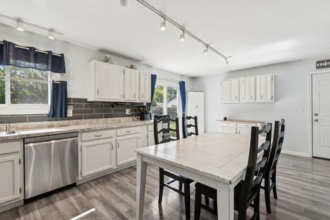 Tiny photo for 29W749 Hurlingham Drive, Warrenville, IL 60555 (MLS # 12462337)