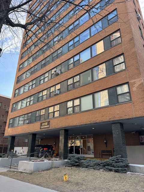 Photo of 6118 N Sheridan Road #707, Chicago, IL 60660 (MLS # 12558305)