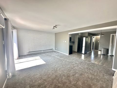 Tiny photo for 7314 Blackstone Avenue #30, Justice, IL 60458 (MLS # 12467145)