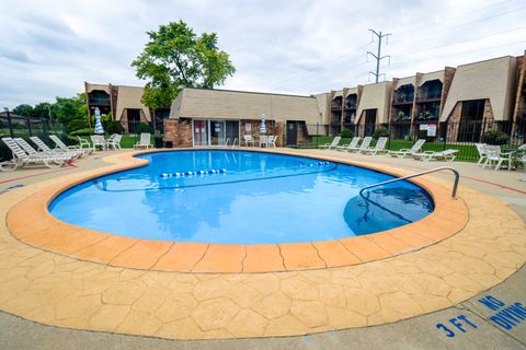 Tiny photo for 7314 Blackstone Avenue #30, Justice, IL 60458 (MLS # 12467145)