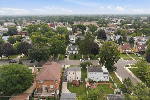 Tiny photo for 5108 N Octavia Avenue, Harwood Heights, IL 60706 (MLS # 12705359)