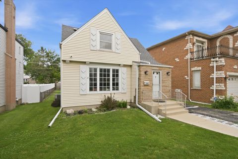 Tiny photo for 5108 N Octavia Avenue, Harwood Heights, IL 60706 (MLS # 12705359)