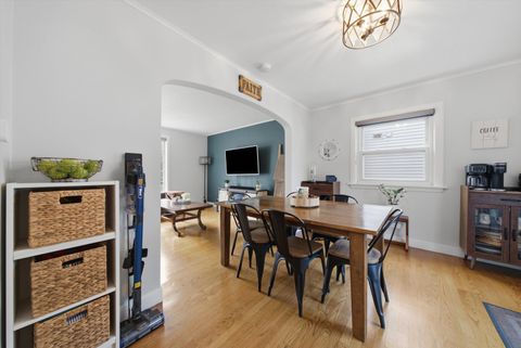 Tiny photo for 5108 N Octavia Avenue, Harwood Heights, IL 60706 (MLS # 12705359)
