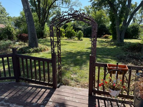 Tiny photo for 1901 W Plainfield Road, La Grange Highlands, IL 60525 (MLS # 12489706)