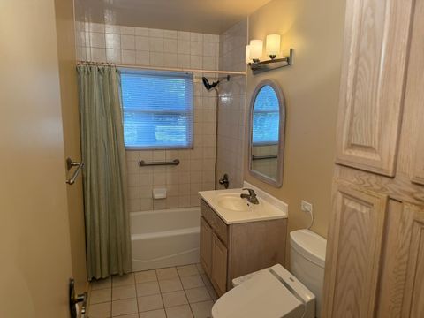 Tiny photo for 1901 W Plainfield Road, La Grange Highlands, IL 60525 (MLS # 12489706)