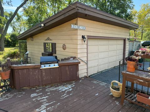 Tiny photo for 1901 W Plainfield Road, La Grange Highlands, IL 60525 (MLS # 12489706)