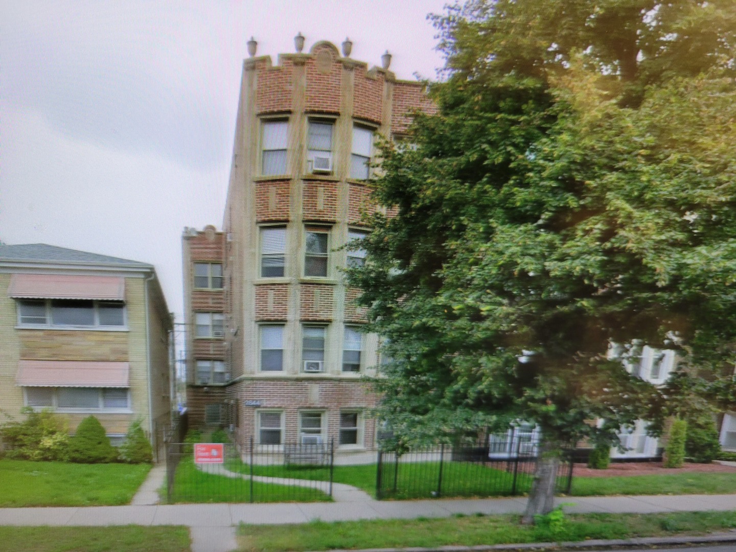 2844 W Addison Street P1
