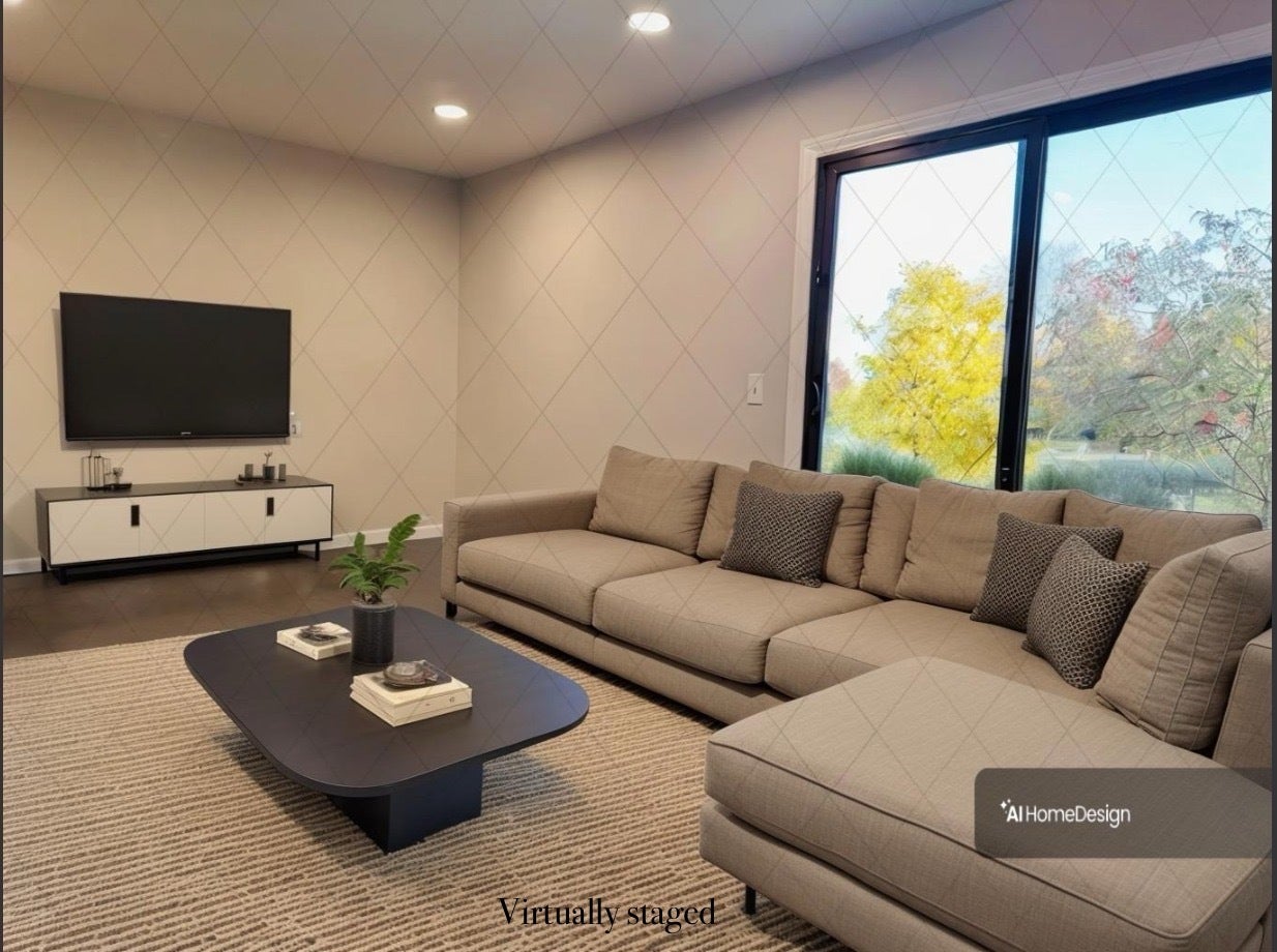 1344 Queensgreen Circle