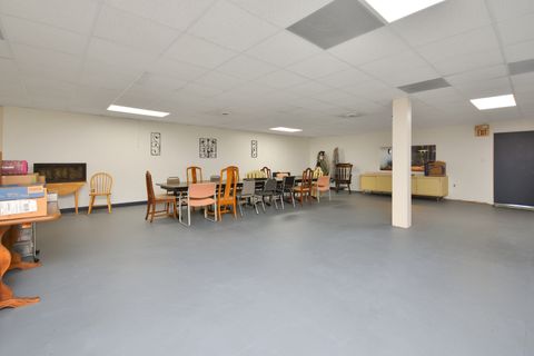 Tiny photo for 113 N Kickapoo Street, Lincoln, IL 62656 (MLS # 12496242)