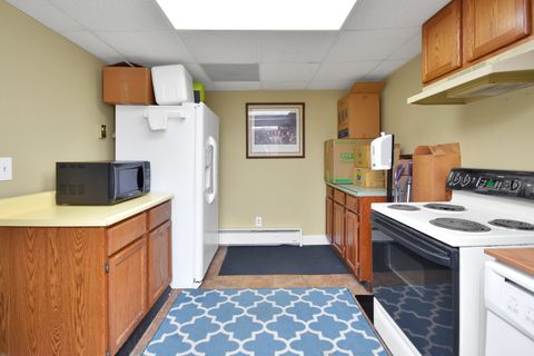 Tiny photo for 113 N Kickapoo Street, Lincoln, IL 62656 (MLS # 12496242)