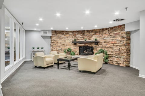 Tiny photo for 250 W Parliament Place #219, Mount Prospect, IL 60056 (MLS # 12714046)