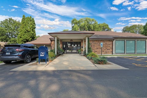 Tiny photo for 250 W Parliament Place #219, Mount Prospect, IL 60056 (MLS # 12714046)