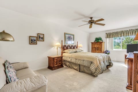 Tiny photo for 250 W Parliament Place #219, Mount Prospect, IL 60056 (MLS # 12714046)