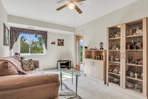Tiny photo for 250 W Parliament Place #219, Mount Prospect, IL 60056 (MLS # 12714046)