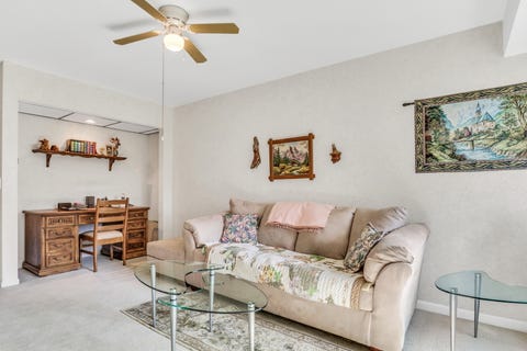 Tiny photo for 250 W Parliament Place #219, Mount Prospect, IL 60056 (MLS # 12714046)