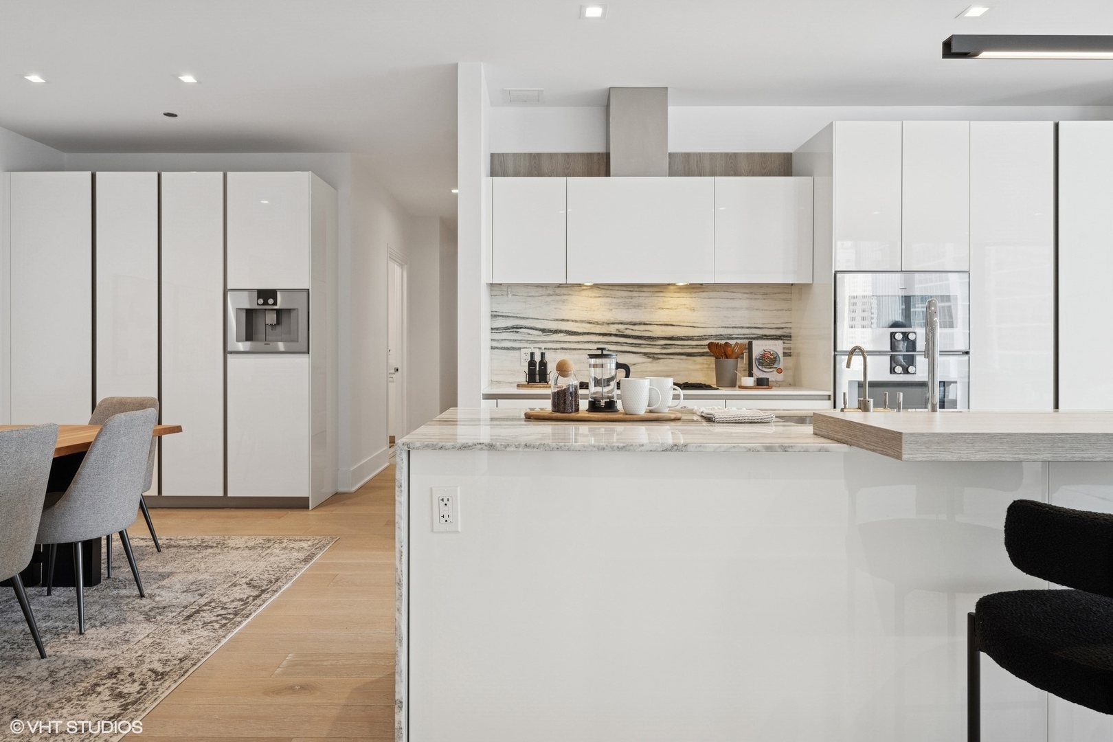363 E Wacker Drive 1903