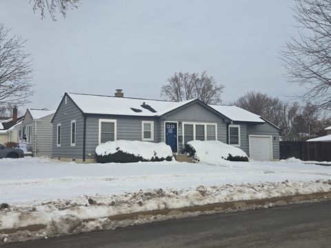 Photo of 351 S Michigan Avenue, Villa Park, IL 60181 (MLS # 12532202)