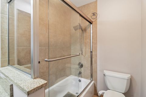 Tiny photo for 210 E Lakeside Drive, Vernon Hills, IL 60061 (MLS # 12499912)