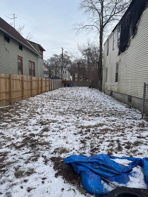 12017 S Wallace Street Chicago IL 60628