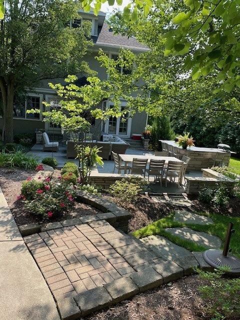 Tiny photo for 4122 Grand Avenue, Western Springs, IL 60558 (MLS # 12611989)