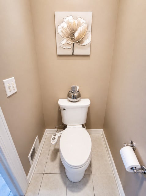 Tiny photo for 11 Harrington Court, Hawthorn Woods, IL 60047 (MLS # 12708753)