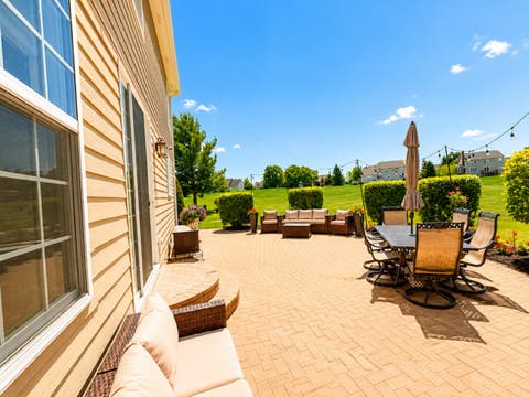 Tiny photo for 11 Harrington Court, Hawthorn Woods, IL 60047 (MLS # 12708753)