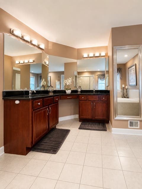 Tiny photo for 11 Harrington Court, Hawthorn Woods, IL 60047 (MLS # 12708753)