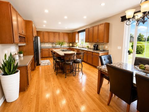 Tiny photo for 11 Harrington Court, Hawthorn Woods, IL 60047 (MLS # 12708753)