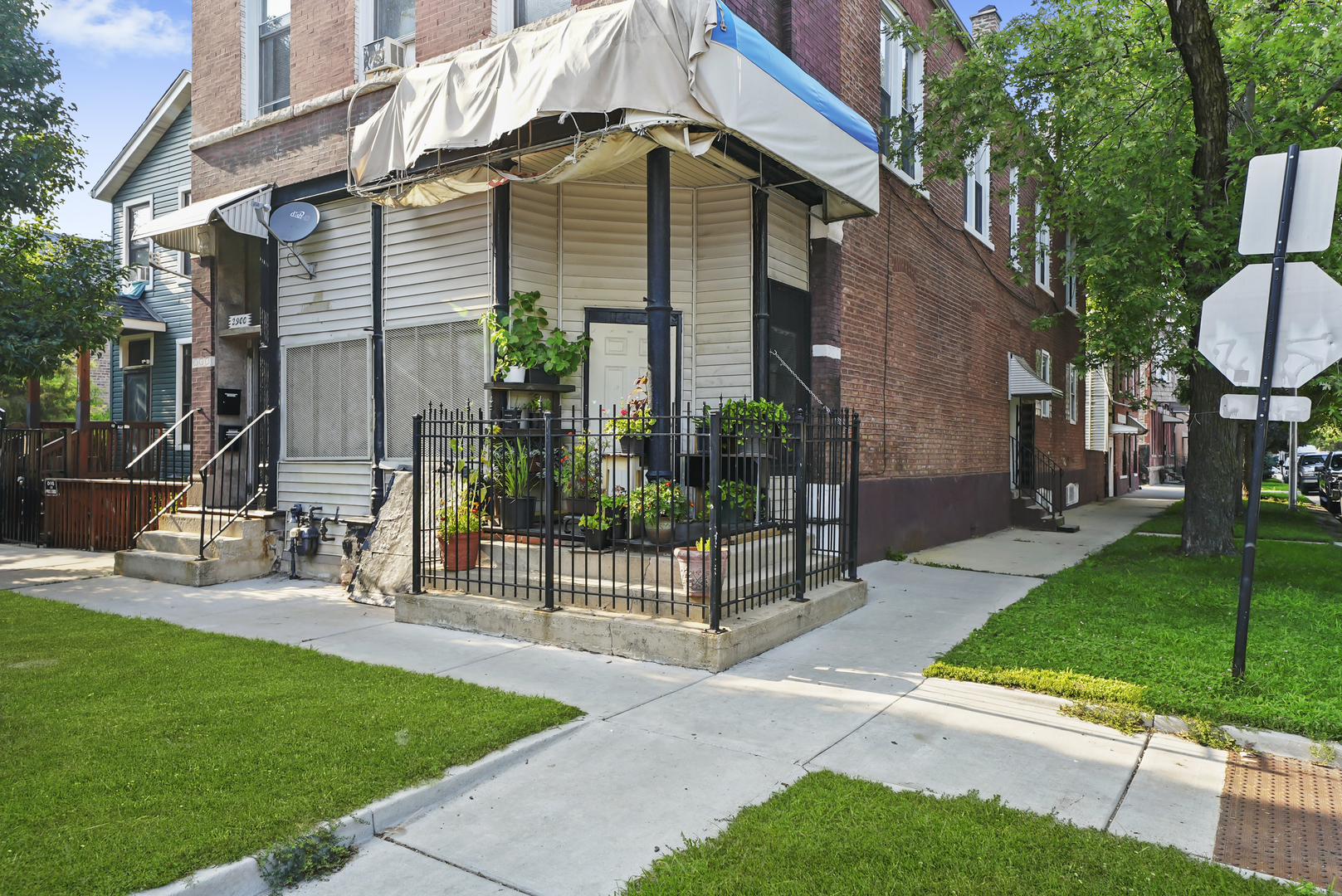 2900 W 25TH Place