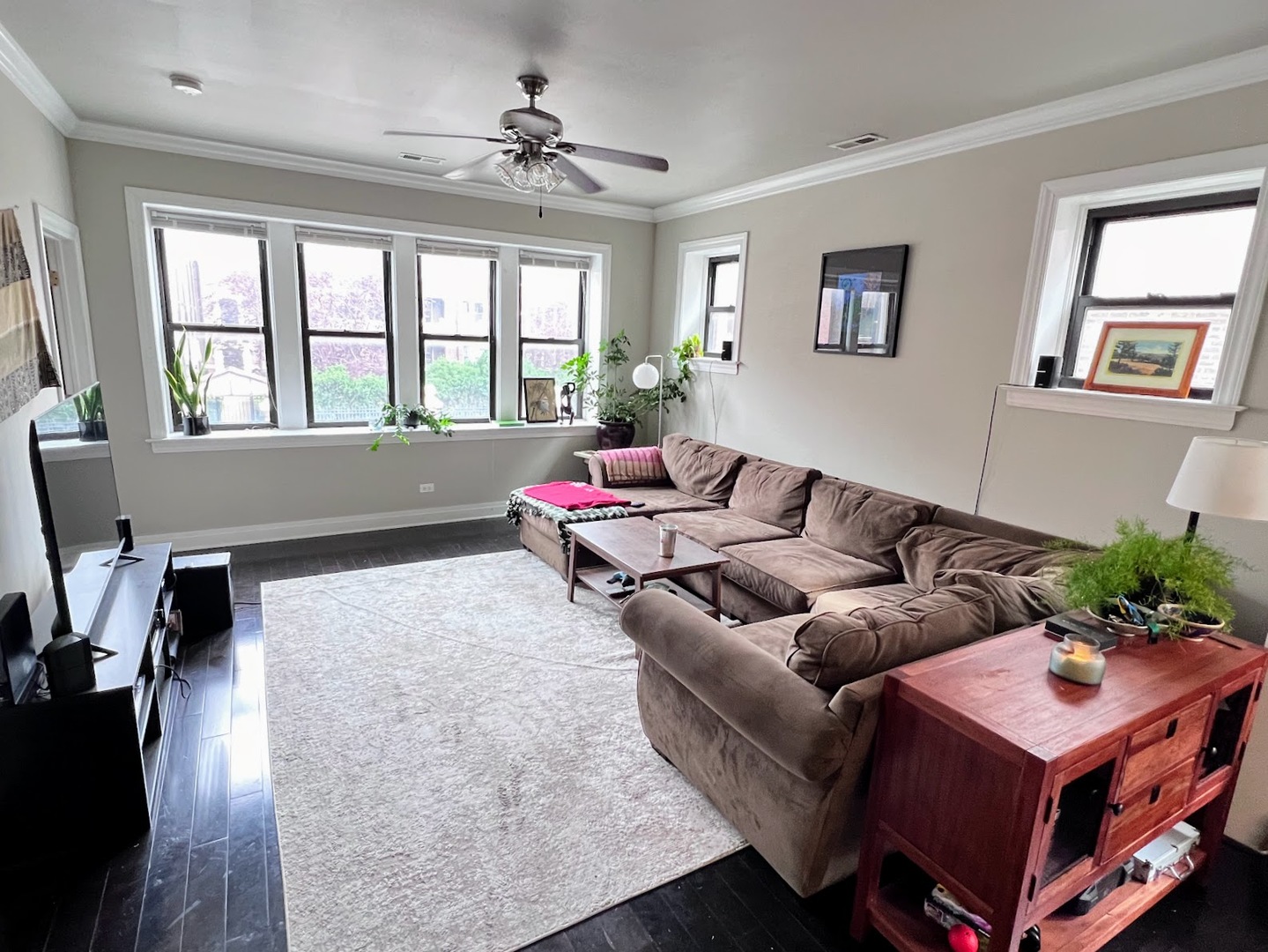 2119 W North Avenue 2