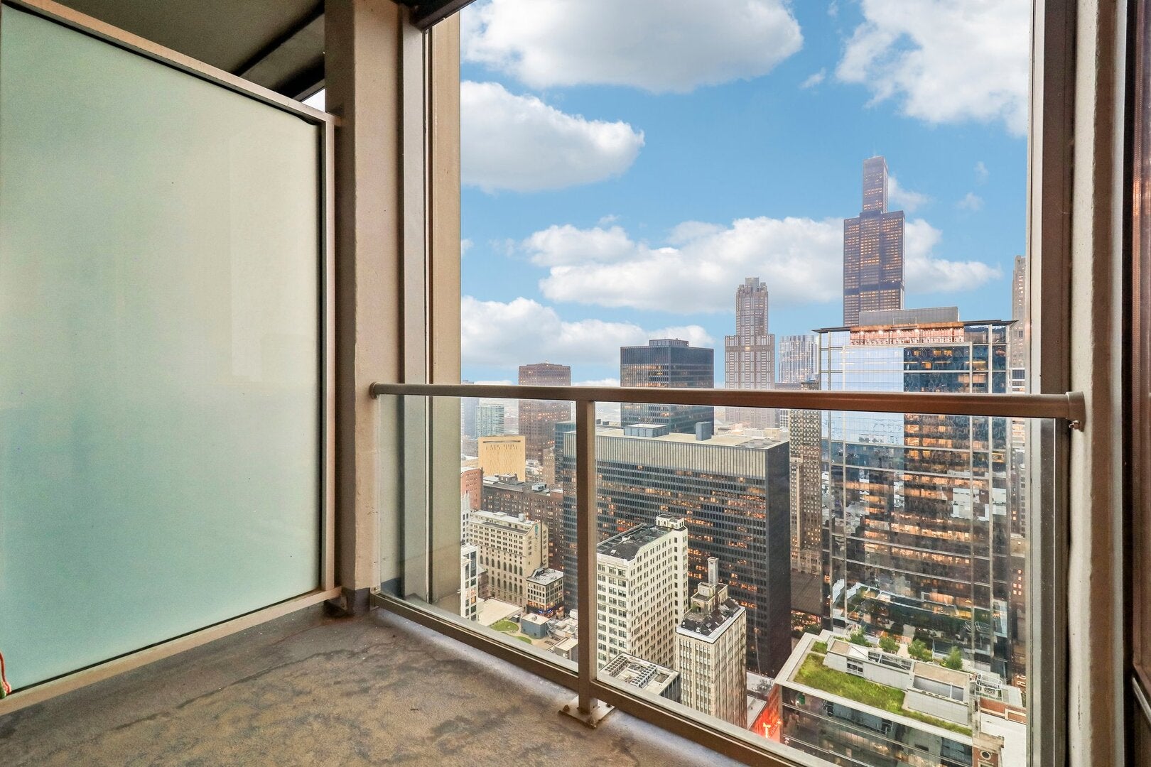 65 E Monroe Street 4410