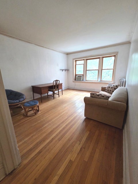 Tiny photo for 5551 S Kimbark Avenue #8, Chicago, IL 60637 (MLS # 12748748)