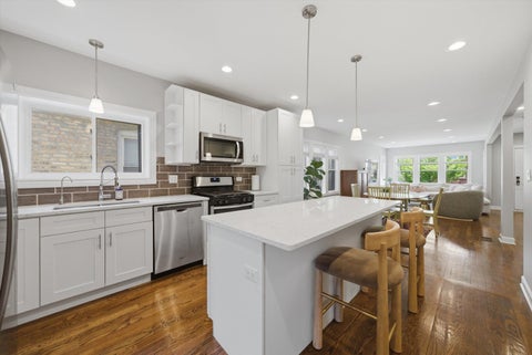 Tiny photo for 1423 Ridgeland Avenue, Berwyn, IL 60402 (MLS # 12744821)