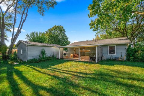 Tiny photo for 604 W Lee Street, Plano, IL 60545 (MLS # 12474747)