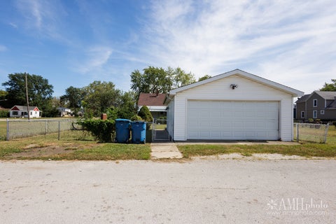 Tiny photo for 765 N Rosewood Avenue, Kankakee, IL 60901 (MLS # 12754744)