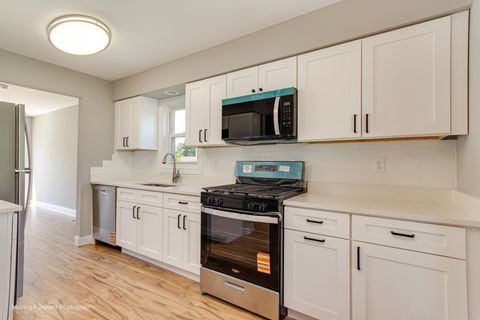 Tiny photo for 1008 Geneva Drive, Geneva, IL 60134 (MLS # 12695943)