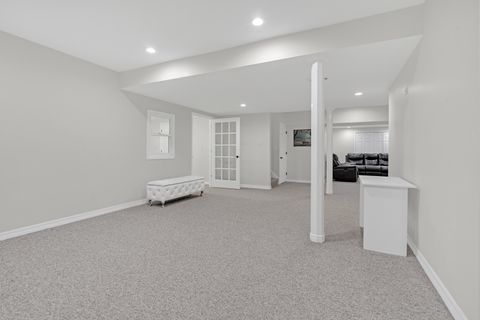 Tiny photo for 141 Manchester Court, Buffalo Grove, IL 60089 (MLS # 12589518)