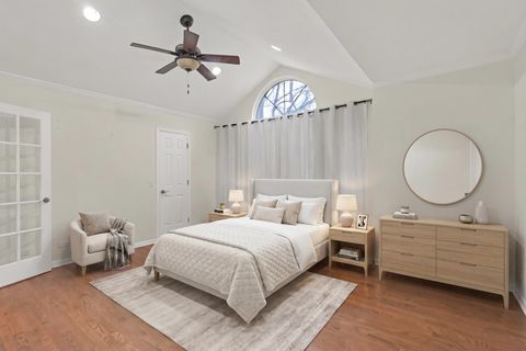 Tiny photo for 141 Manchester Court, Buffalo Grove, IL 60089 (MLS # 12589518)