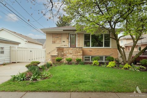Tiny photo for 11249 S Homan Avenue, Chicago, IL 60655 (MLS # 12634840)