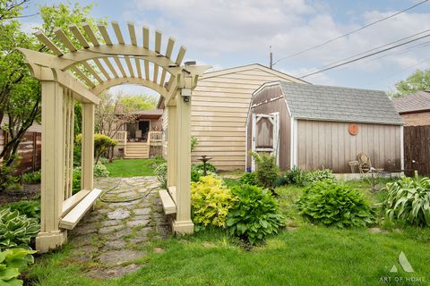 Photo of 11249 S Homan Avenue, Chicago, IL 60655 (MLS # 12634840)
