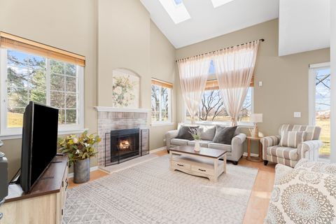 Tiny photo for 206 Sierra Pass Drive #3, Schaumburg, IL 60194 (MLS # 12530580)