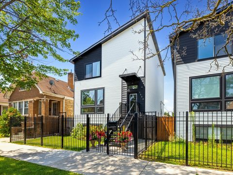 Photo of 1522 N Leamington Avenue, Chicago, IL 60651 (MLS # 12493690)