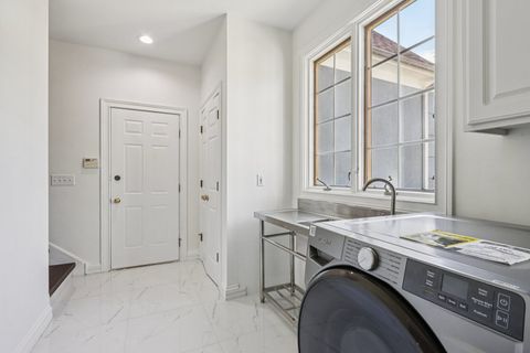 Tiny photo for 6605 Oakwood Manor Drive, Crystal Lake, IL 60012 (MLS # 12609879)