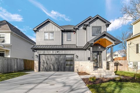 954 Osterman Avenue Deerfield IL 60015